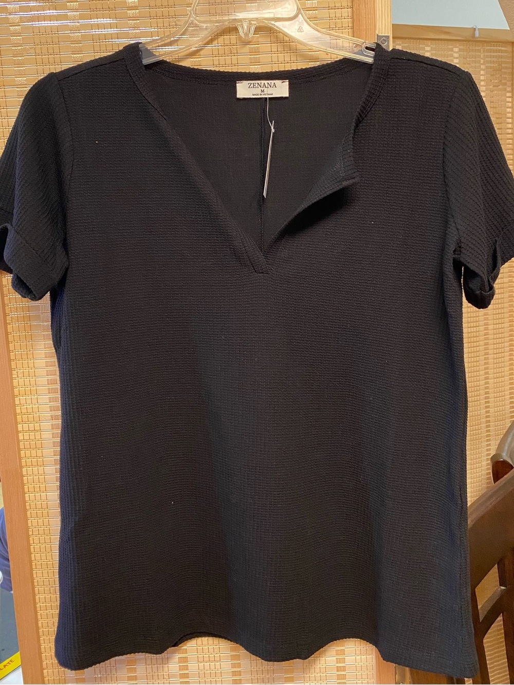 NWOT ZENANA Black Textured V-Neck Short Sleeve Top
